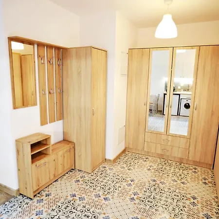 Apartament Blisko Centrum Апартаменты Краков